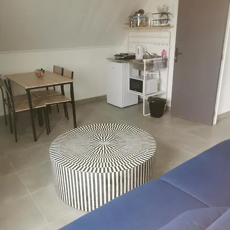 Appartement 6 , Disneyland - Parking Gratuit - Maison Des Platanes Meaux Exterior foto