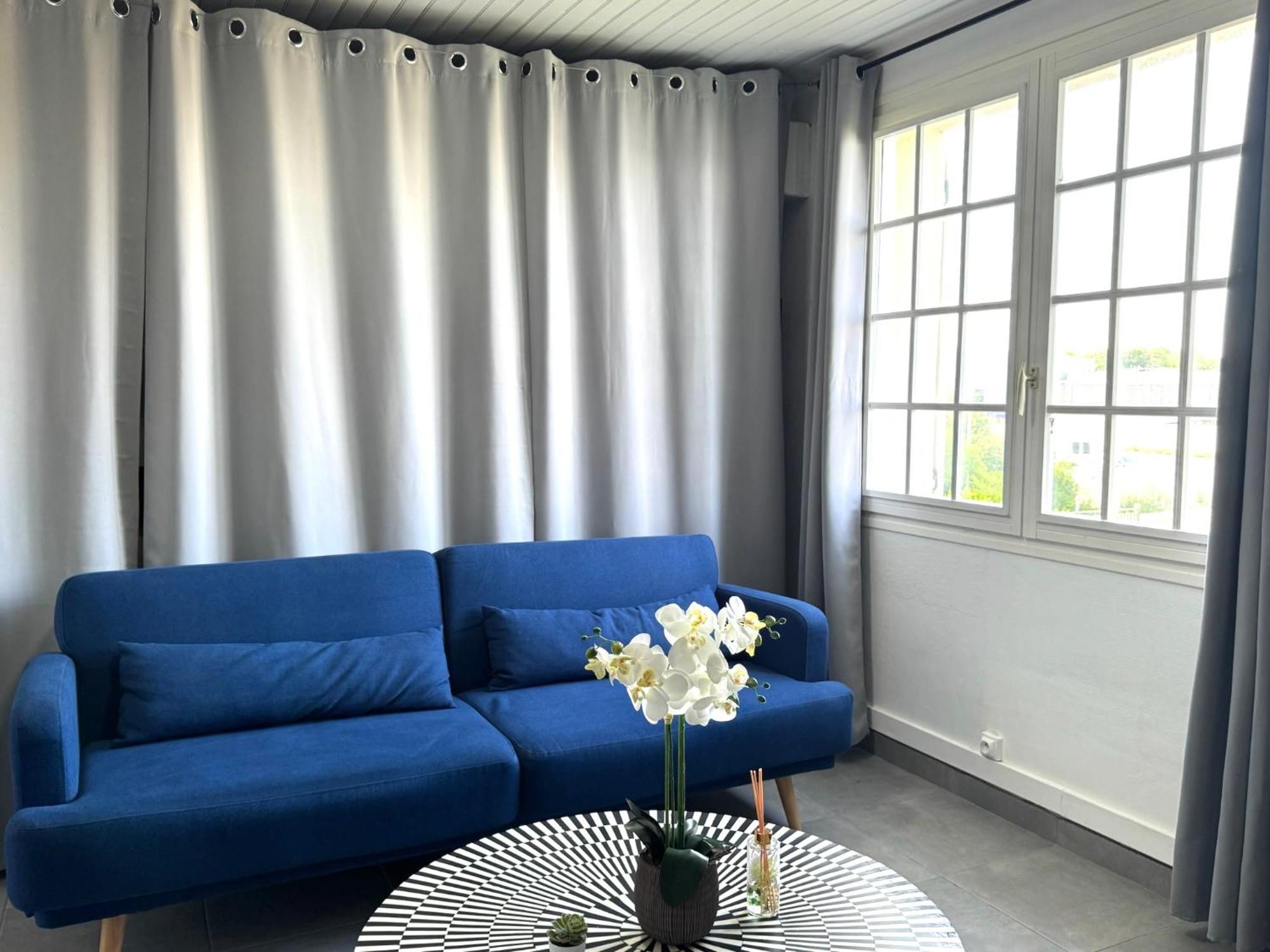 Apartment Platanes 6 - Proche - Parking Gratuit - Meaux